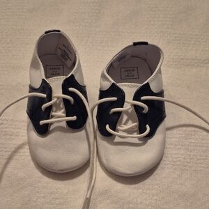 Janie and Jack baby boys size 4 blue & white saddle crib shoes VGUC